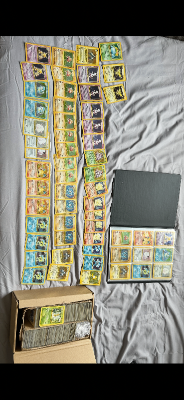 Base set complete 1 of each card and extra random goodies 
