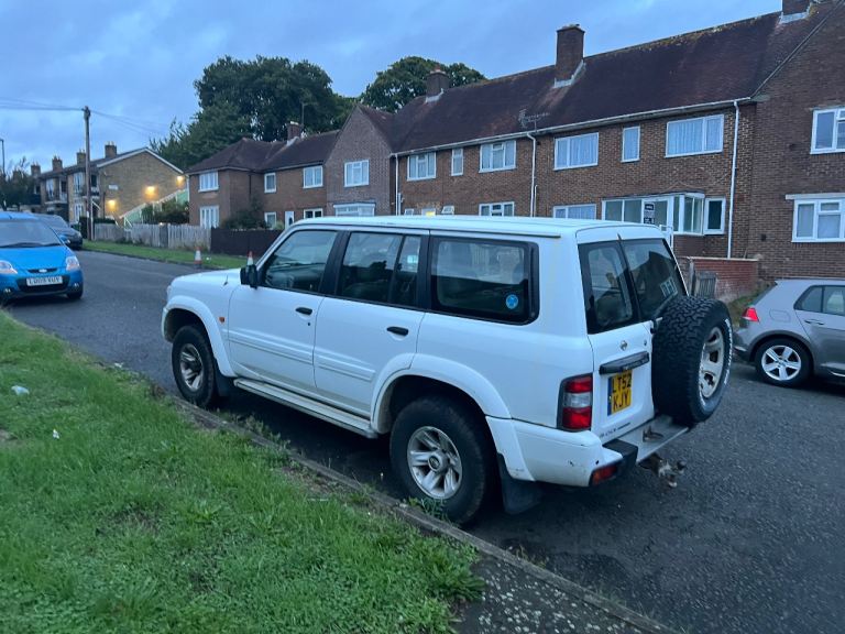 Nissan, PATROL, Estate, 2002, Automatic, 2953 (cc), 5 doors