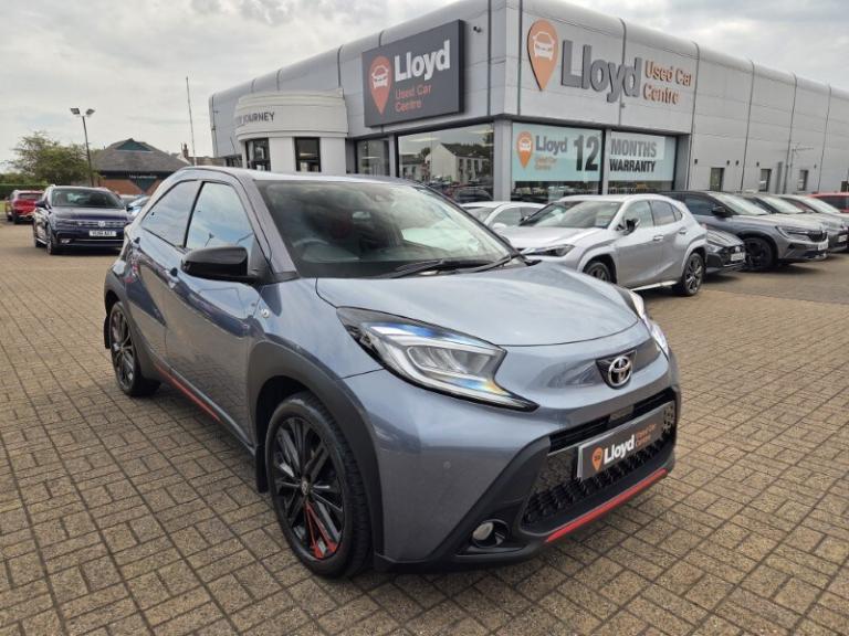 TOYOTA AYGO X 1.0 VVT-i Undercover 5dr