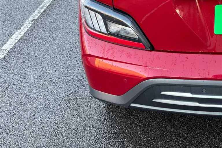 2022 Hyundai KONA 64kWh Premium SUV 5dr Electric Auto (10.5kW Charger) (204 ps) SUV Electric Auto...