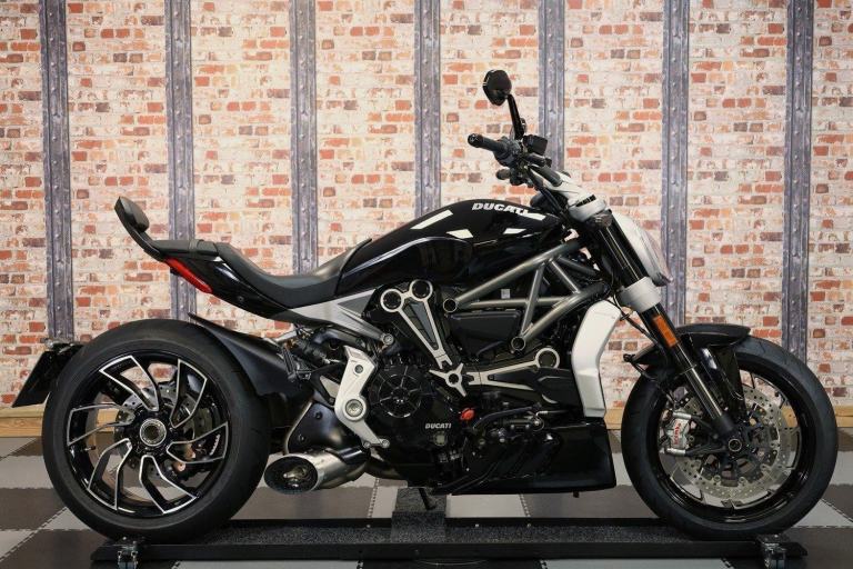 **DEPOSIT TAKEN** 2016 DUCATI X DIAVEL S - ONLY 2,568 MILES! TERMIGNONI EXHAUST