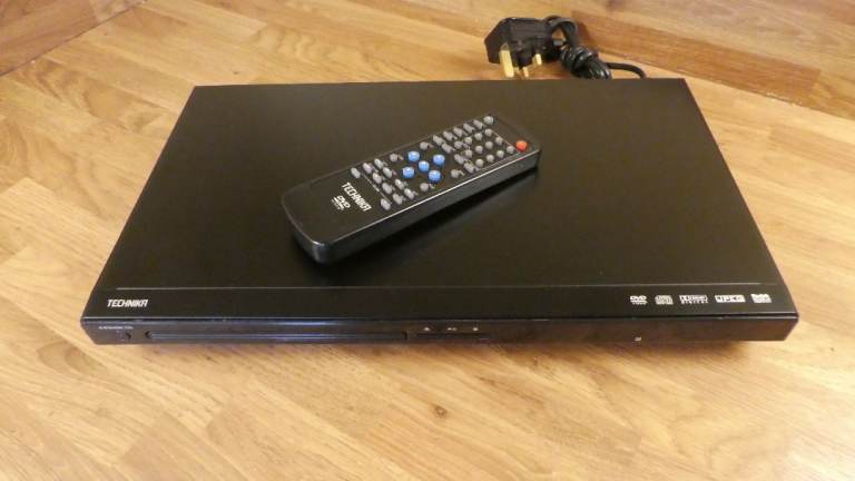 Technika DVDFAW-08 DVD Player with Remote Control Connects via SCART ideal if run out of HDMI Ports
