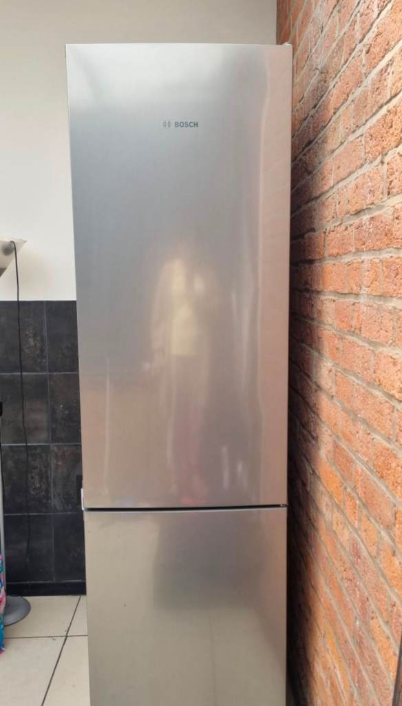Bosch Stainless Steel Fridge Freezer - Excellent Condition - Delivery Available