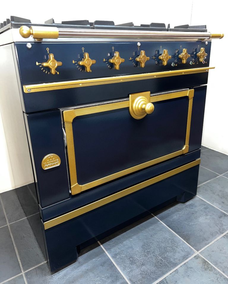 La Cornue 90 cm 🔥( LPG Propane gas ) Dual Fuel Range Cooker in Blue and Brass Trim