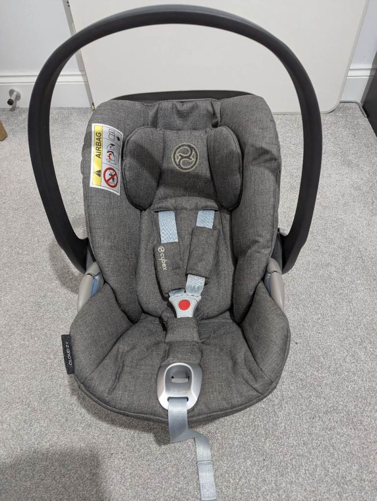 Cybex Cloud Z Plus Car Seat + Swivel Base + ISO fix + iCandy Adapters