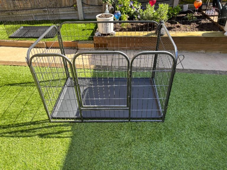 Dog pen