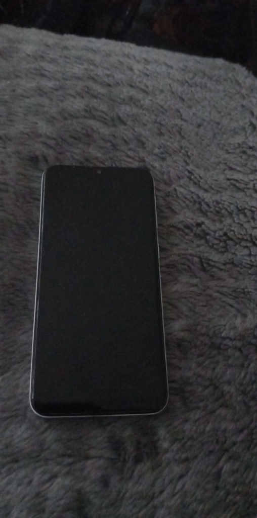 Samsung Galaxy A20e for sale.