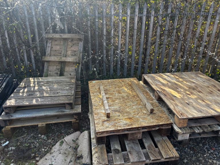 Wooden pallets - free to collector 
