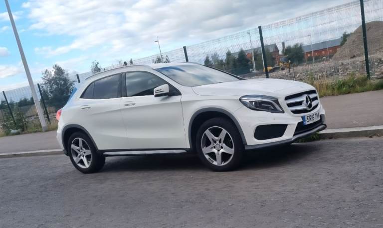 Mercedes-Benz, GLA, Estate, 2016, Manual, 2143 (cc), 5 doors