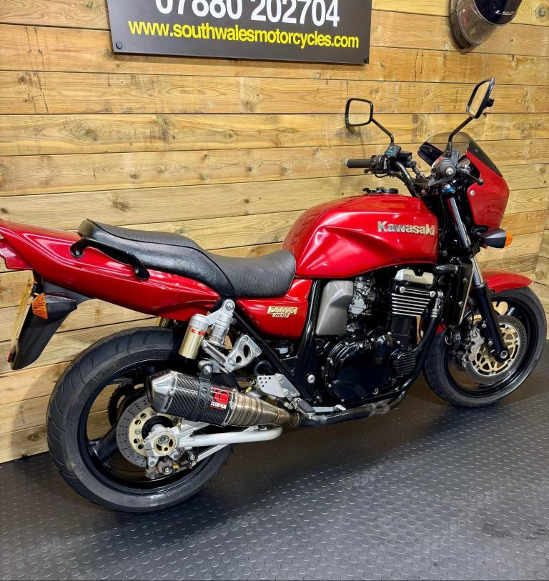 Kawasaki ZRX-1100 / Y registration 2001 / just 18.6k miles 