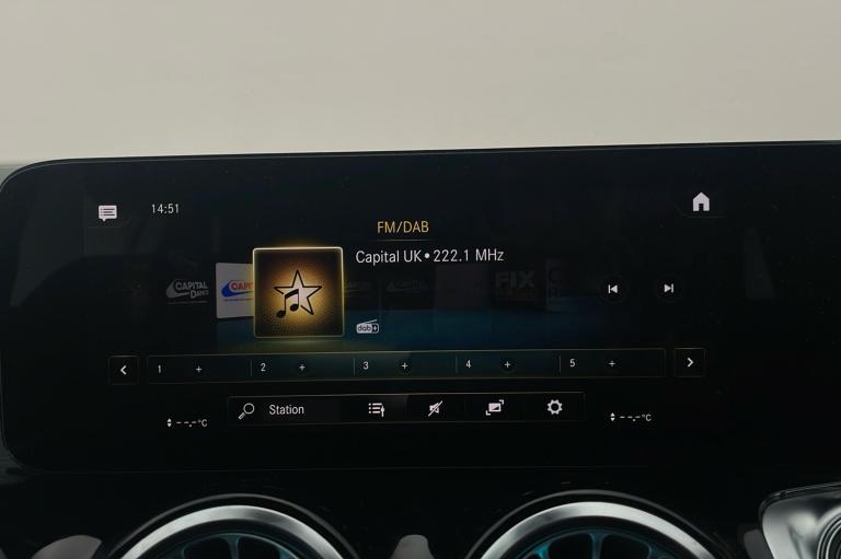  Mercedes Benz Eqb Eqb 350 66.5kwh Amg Line Suv 5dr Electric Auto 4matic 292 Ps