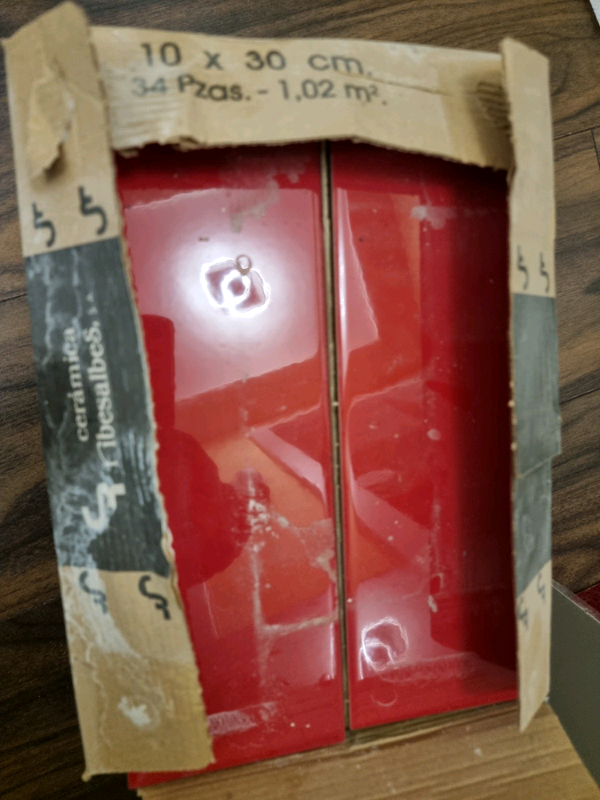 Tiles brand new 1 box bought from Italy