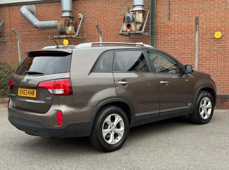 2013 Kia Sorento 2.2 CRDi KX-2 5dr Auto [Sat Nav] ESTATE DIESEL Automatic