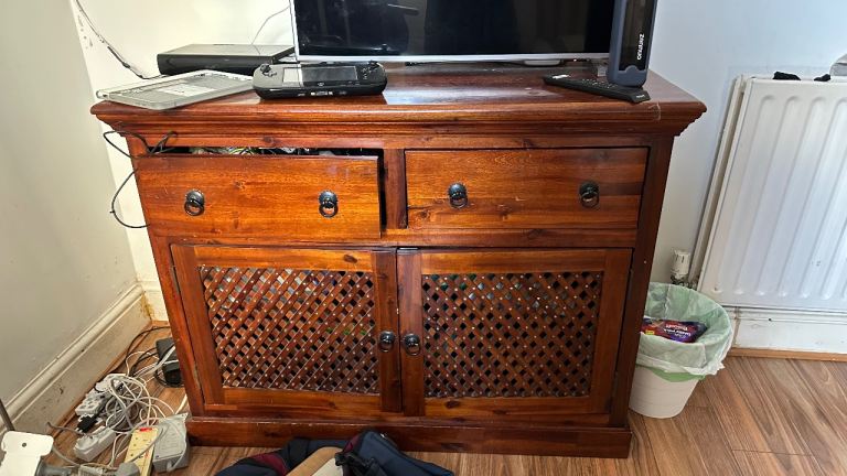 drawers with cupboards 