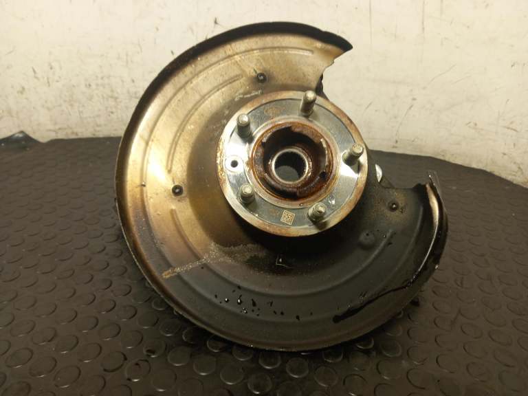 Landrover Defender Wheel Hub Stub Axle O/S 2019-2026 3.0l Unknown Rear Rh
