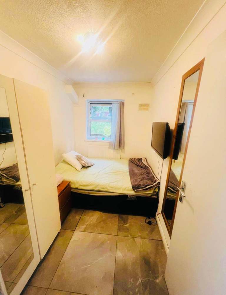 Single room to rent Shepperd Bush 