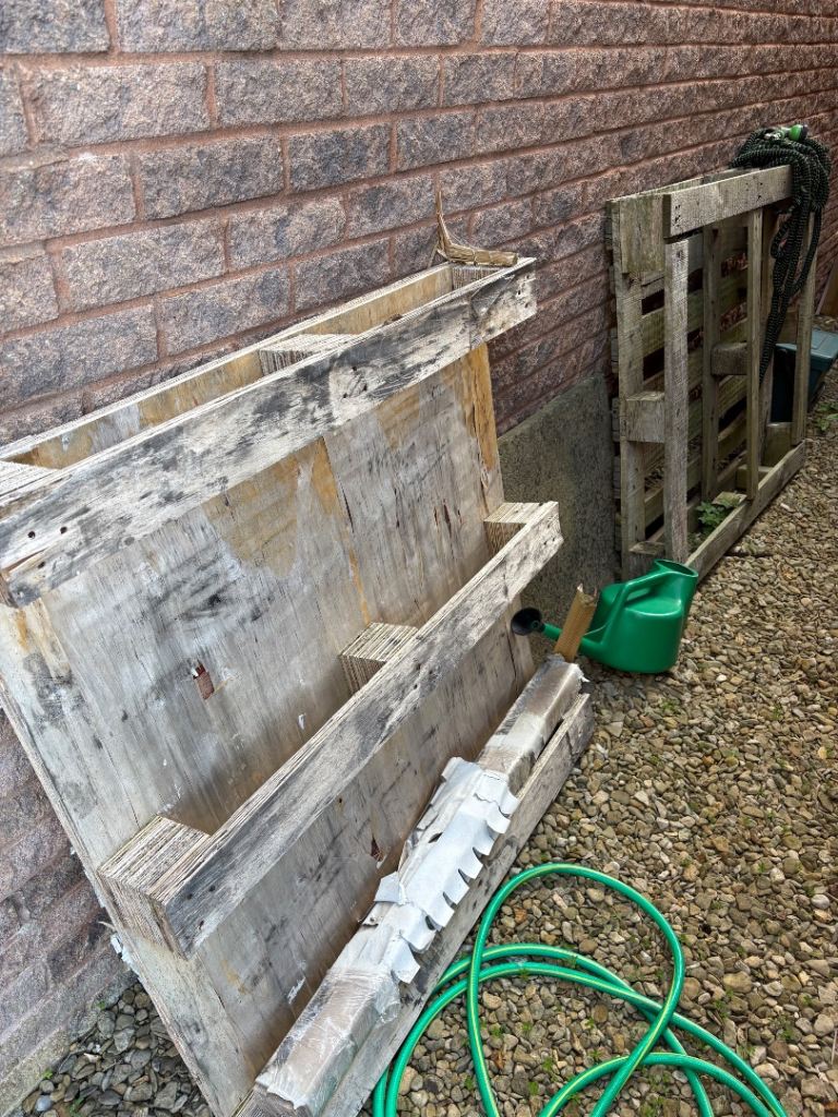 Wooden Pallets for Garden Planters or DIY Projects