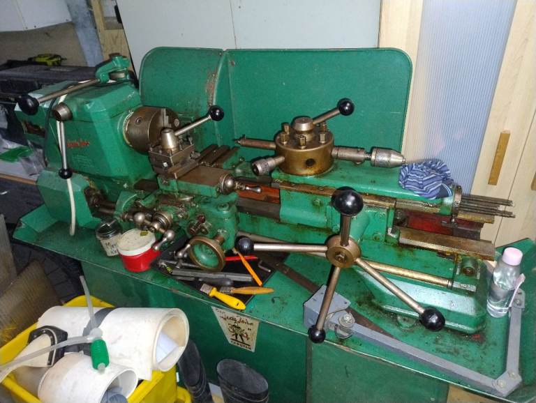 Engineering Lathe 