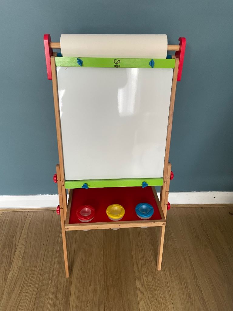 Kids Easel 3-in-1 Easel from Hape