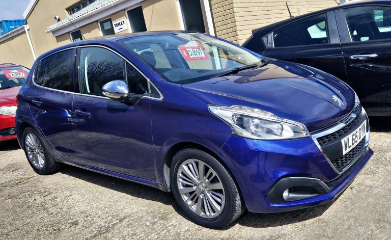 2016 Peugeot 208 1.2 PureTech 82 Allure 5dr HATCHBACK Petrol Manual