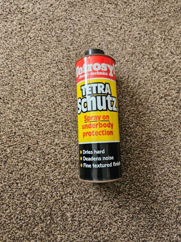 3 tins of car underbody sealer