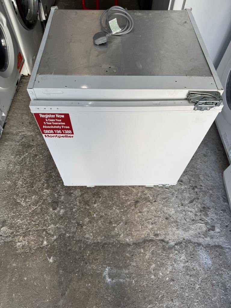 Montpellier White under counter Integrated Fridge Freezer With Free Delivery 🚚 
