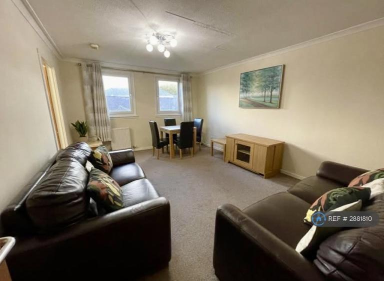 3 bedroom flat in Jute St, Aberdeen, AB24 (3 bed) (#2881810)