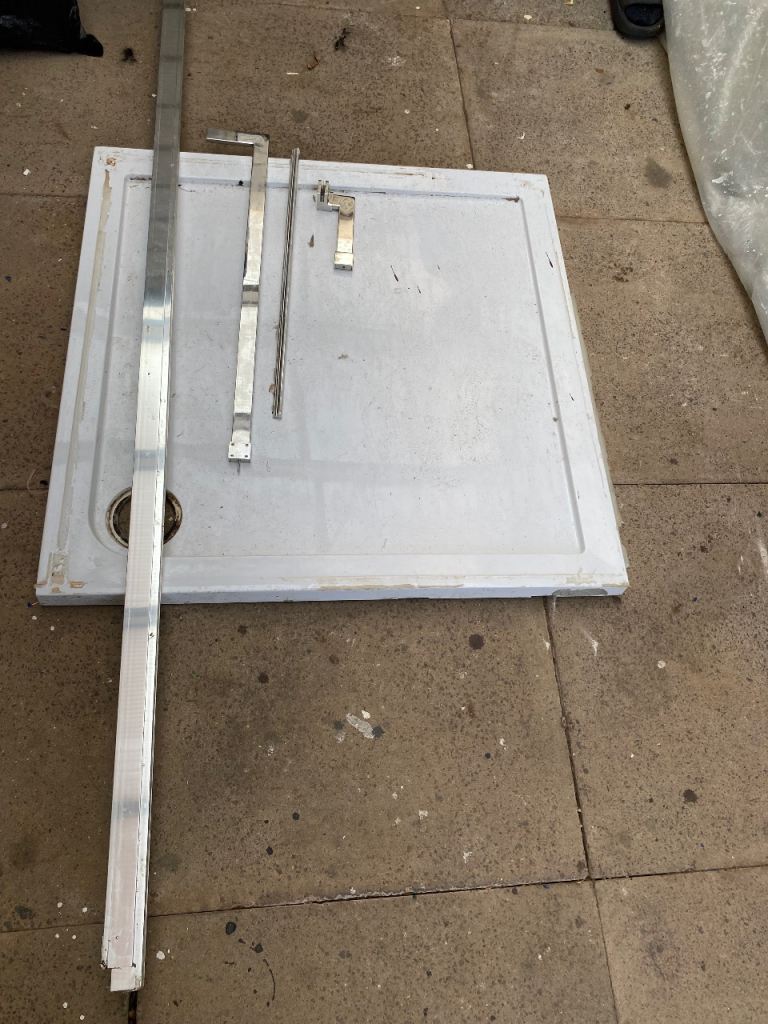 Shower Enclosure and Tray - White, Good Condition