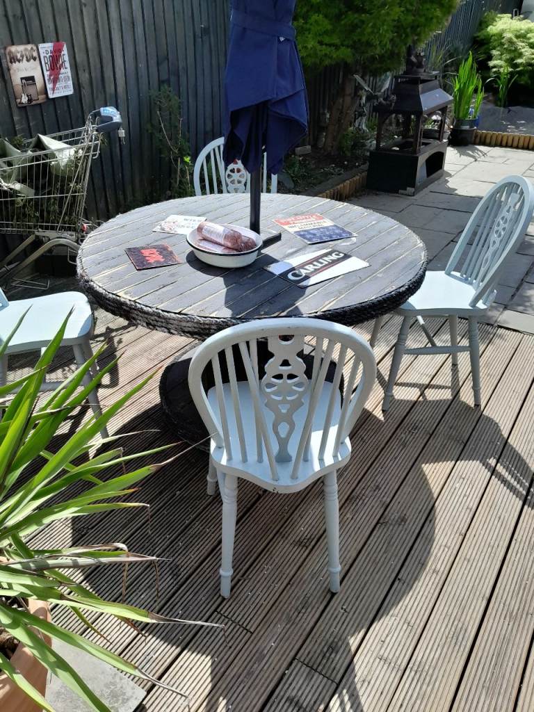 Spindle back chairs 