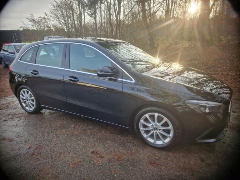 MERCEDES B180 AUTO SPORT EXCUTIVE