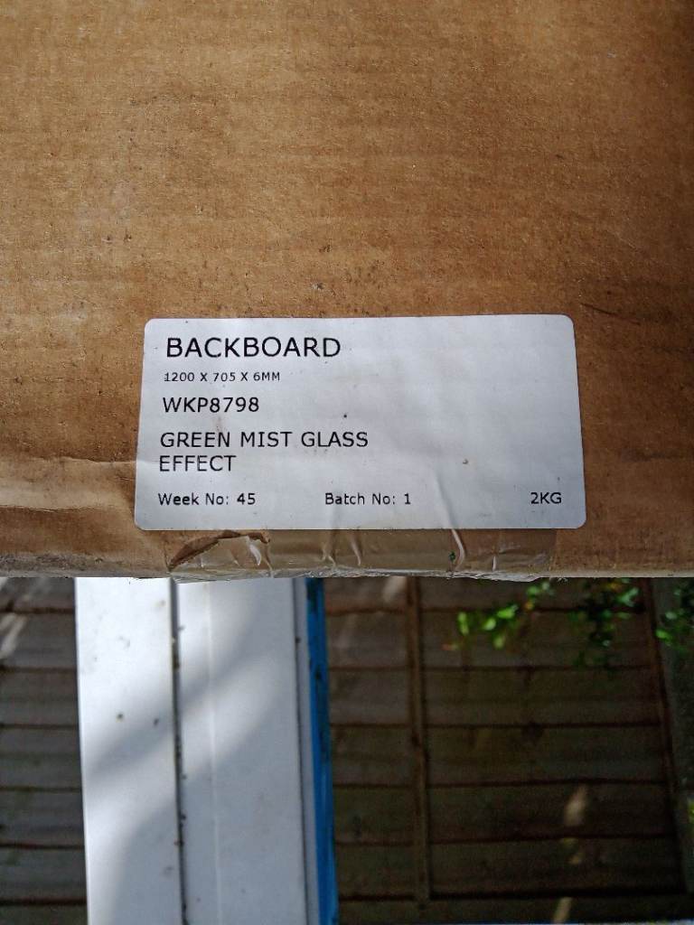 JOB LOT 3 Splashback Backboard Howdens Kitchen  bathroom Silver WKP8898 / Green WKP8798