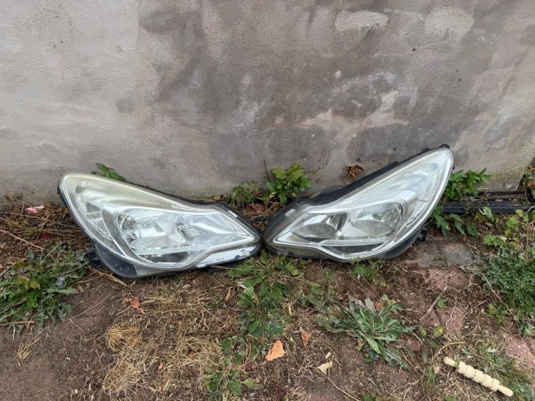 Vauxhall Corsa Front Headlights(2006-2014).