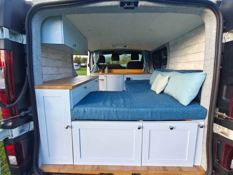 Renault Trafic Campervan 2019, low mileage, handcrafted.