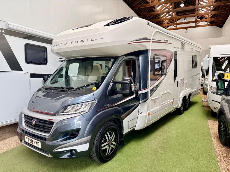 AUTOTRAIL COMANCHE / TAG AXLE / ISLAND BED / 4 BERTH / AUTO / SORRY NOW RESERVED