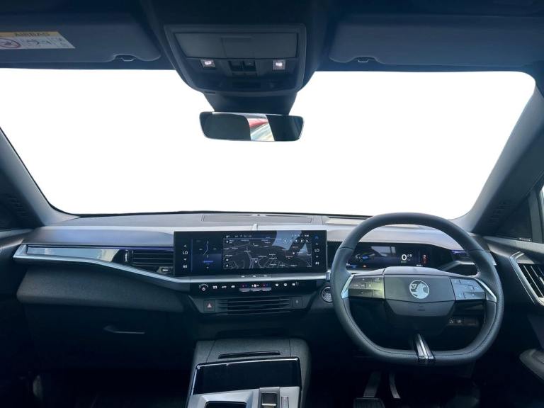  Vauxhall Grandland Electric 73kwh Ultimate Suv 5dr Electric Auto 213 Ps