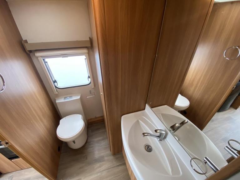 2014 SWIFT FREESTYLE SE S2 TOURING CARAVAN