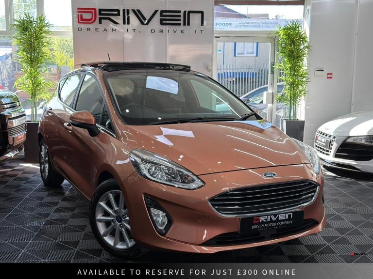 SUPERB! FORD FIESTA B&O PLAY TI TURBO 2018 + PAN ROOF + FREE DELIVERY !
