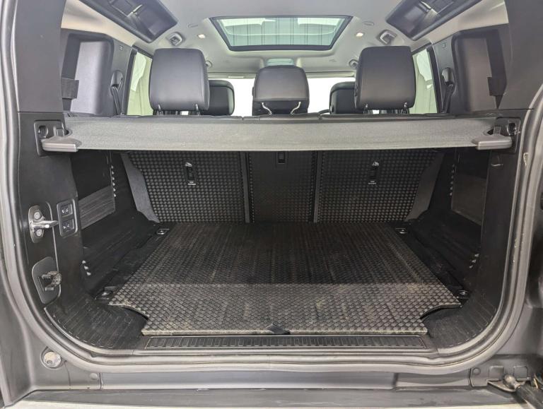 2021 Land Rover Defender 2.0 Defender SE Auto 4WD 5dr SUV Petrol Automatic