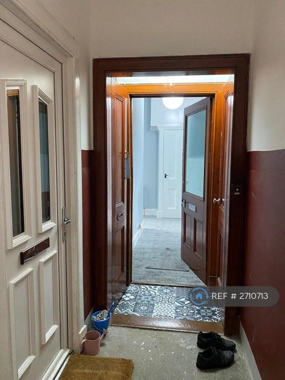 1 bedroom flat in The Terrace, Port Bannatyne, Isle Of Bute, PA20 (1 bed) (#2710713)