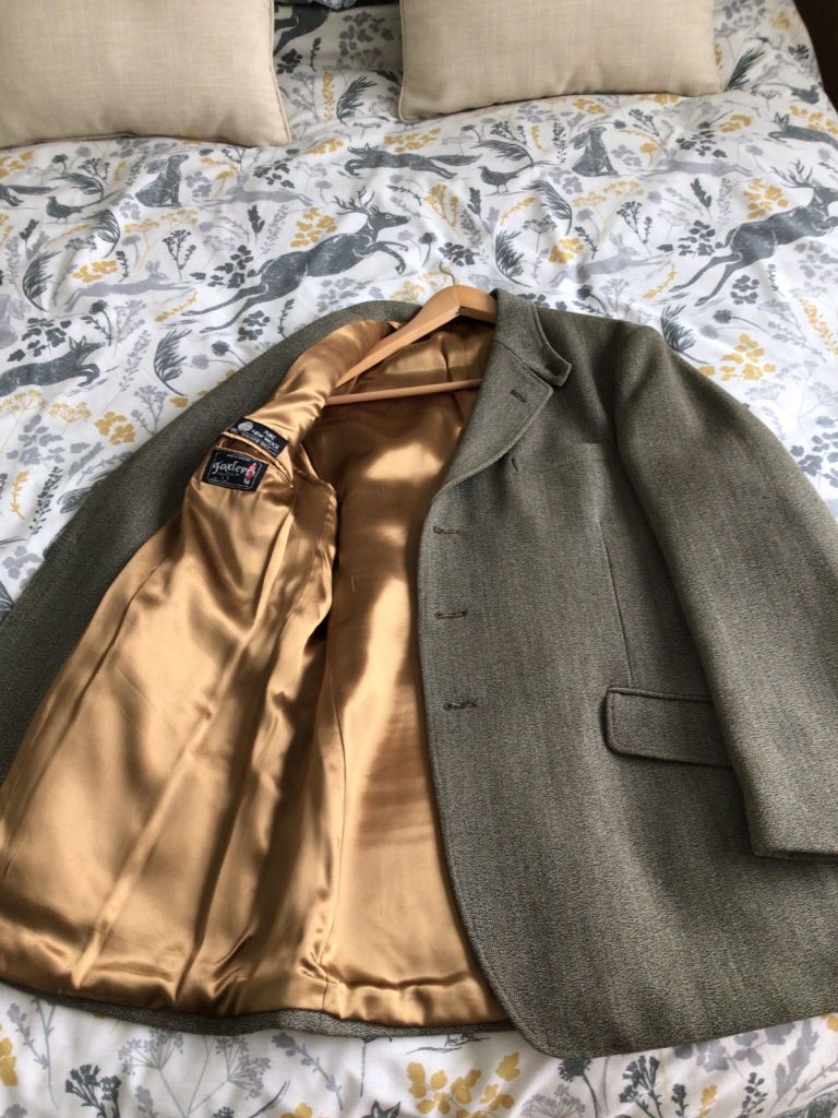 Hawkes & Co Grey Tweed Jacket – Good Condition