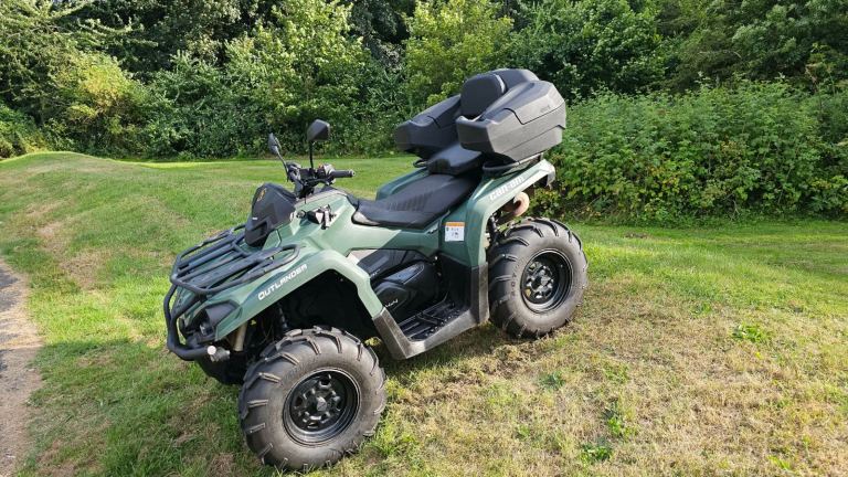 Can-Am Outlander 650 Green Quad Bike – Excellent Condition