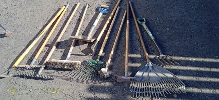 Gardening hand tools 