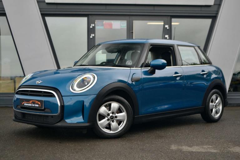 2021 MINI Hatch 1.5 Cooper Classic Auto 5dr Hatchback Petrol Automatic