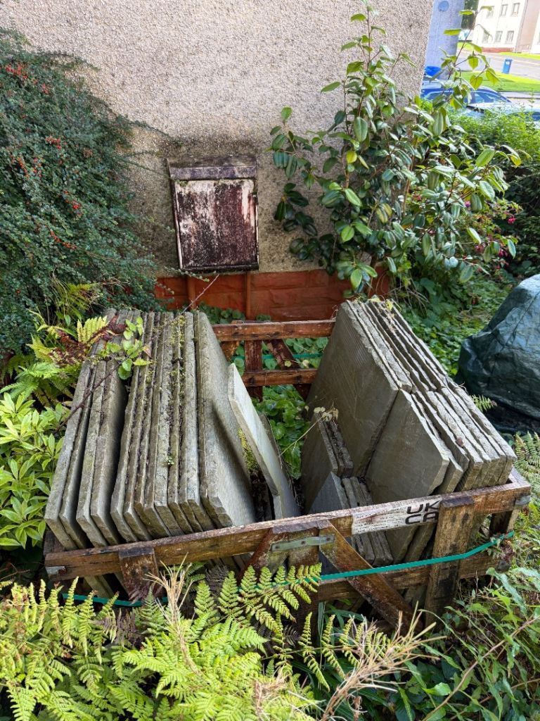 Natural Slate Slabs (Various Sizes)