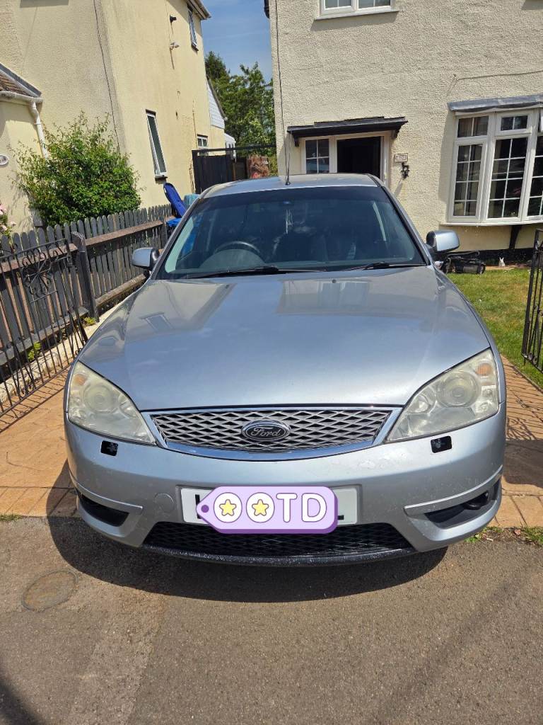 Ford, MONDEO, Hatchback, 2005, Manual, 2198 (cc), 5 doors