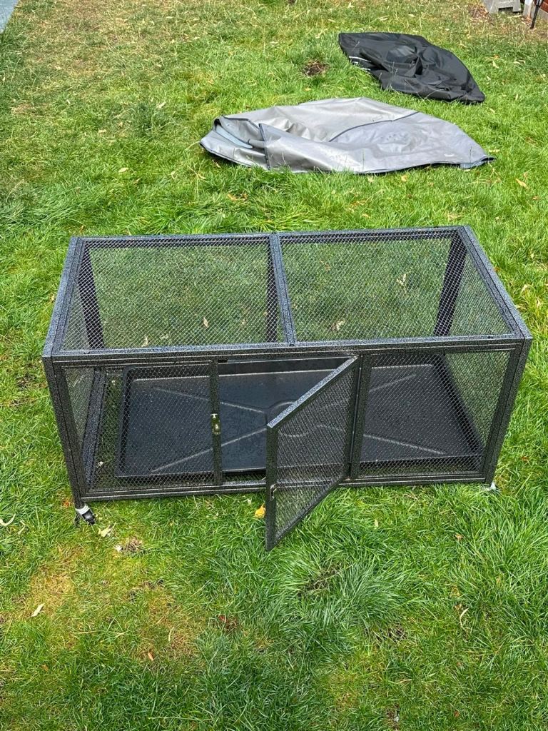 Cage for small animals or birds