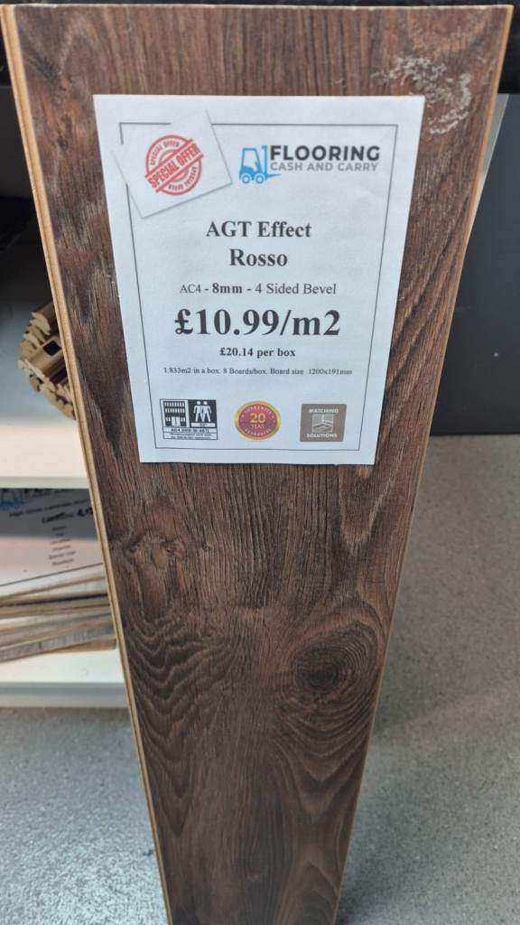 AGT Effect Rosso 8mm Brown Laminate Flooring £20 Per Pack! CHEAPEST IN THE UK!