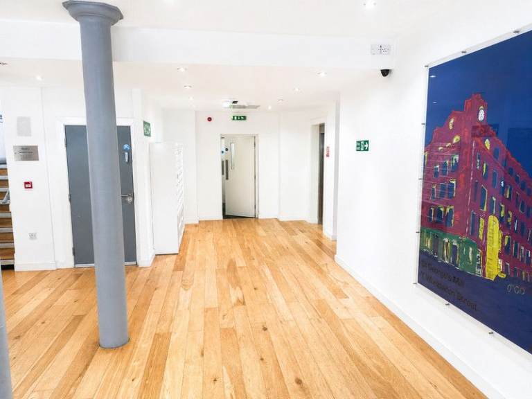 For Sale -  Flat in LE1 1SY