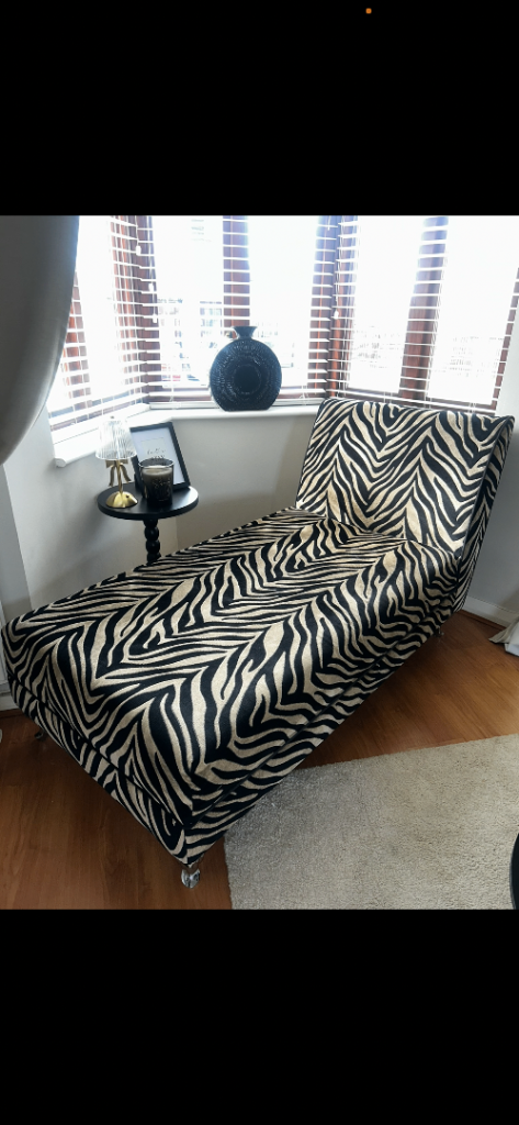 DFS Madagascar chaise 
