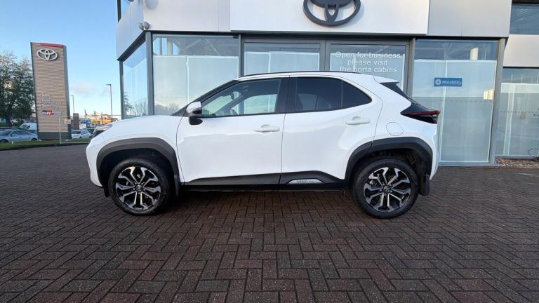 2022 Toyota Yaris Cross 1.5 Hybrid Design 5dr CVT Hybrid Estate Estate Hybrid Automatic